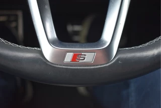 Audi Q3 45 TFSI e S edition S-Line 245 PK | NL-Auto | Keyless | Carplay | Virtual cockpit | DAB | Elekt.trekhaak | Full LED | Allweathers / 49