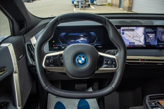 BMW iX xDrive40 Sport Edition 77 kWh, BTW, Laser, H&K, Pano / 15