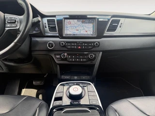 Kia e-Niro ExecutiveLine 64 kWh | Cruise Control | Climate Control | Camera | Navigatie | Stoelverwarming | Stoelventilatie | Stuurverwarming | / 20