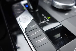 BMW 1 Serie 118i Business Edition M sport  | Camera | CarPlay | Stoelverwarming | Navi | / 37