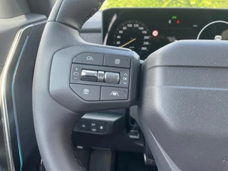 Kia Seltos X-Line Demo Edition 1.6 T-GDI | Climate control | Navigatie | Cruise control | 360Gr camera | DEMO / 16