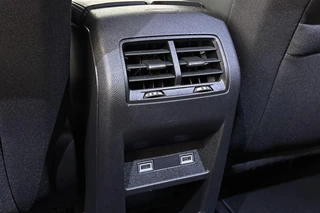 Peugeot 308 SW 1.2 Hybrid 145 e-DCS6 Allure / 12