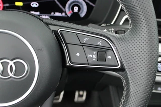 Audi A5 Cabriolet 35 TFSI 150pk S edition Nekverwarming Stoelverwarming Leder Virtual Cockpit Matrix Led 2x S-Line / 17