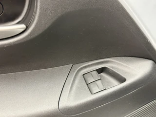 Toyota Aygo 1.0 VVT-i x-joy Automaat | ClimaTronic | Camera | Carplay&Android / 24