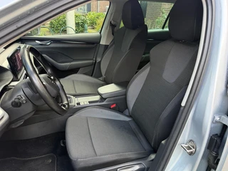 Škoda Octavia Combi 1.0 TSI Business Edition / 21