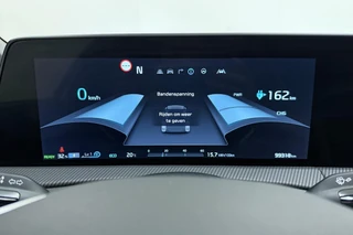 Kia EV6 GT-Line 77.4 kWh SOH: 100%! | Glazen schuifdak | Trekhaak | Stoel & Stuurverwarming | Electrische achterklep | Keyless | Rondomzicht camera / 26