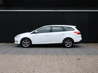 Ford Focus Wagon 1.0 EcoBoost Edition / 2