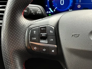 Ford Focus 1.0 EcoBoost Hybrid ST Line X / 24