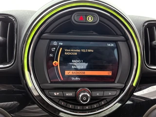 Mini Countryman 1.5 Cooper S E ALL4 Chili Automaat | Cruise Control | Stoelverwarming | Navigatie | Leder | Panoramadak / 23