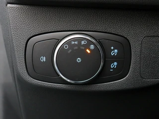 Ford Focus Wagon 1.0 EcoBoost Hybrid ST Line X Private lease €539 p.m. / 22