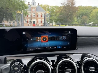 Mercedes-Benz A-Class 200 Business Solution / 14