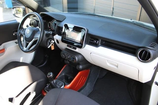 Suzuki Ignis 1.2 STIJL INTRO Trekhaak / Led verlichting / Airco / Camera / Stoelvw. / 25