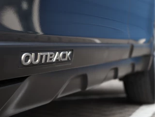 Subaru Outback 2.5i Premium  | Schuifdak | Trekhaak | Winterbandenset | H&K / 17