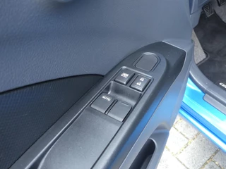 Suzuki Celerio 1.0 Dynamic Airco, Navigatie / 9