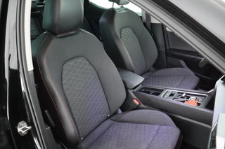 SEAT Leon 1.4 TSI 204pk eHybrid PHEV FR Business Intense Stoelverwarming Navigatie / 2