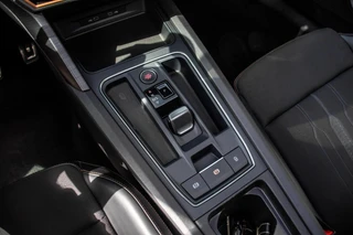 CUPRA Leon Sportstourer 1.4 e-Hybrid 245PK, Pano, Half Leder / 19