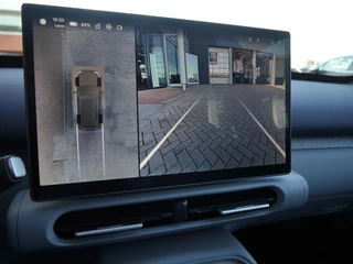 Leapmotor B03X ProMax Design 53 kWh 382KM WLTP l Hoge Zit & Verrassend Ruim! l Stoel- en Stuurwielverwarming l 360 Camera l Wireless Apple Carplay & Android Auto l Full-LED l 14,6'' Display l 18'' Lichtmetalen Velgen / 26