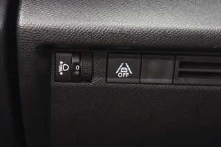 Citroen C4 1.2 Puretech Feel 130PK Navigatie Camera Appple CarPlay / 22