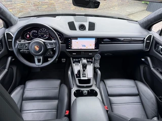 Porsche Cayenne 4.0 TURBO S E-HYBRID Achteras sturing Head Up Pano Keramisch / 2