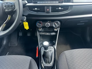 Kia Picanto 1.0 GDi DynamicLine Achteruitrij camera | Navigatie | Apple Carplay / Android auto | / 17