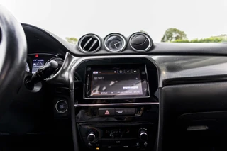 Suzuki Vitara 1.4 Boosterjet Select  | Pano | Trekhaak | Carplay / 28