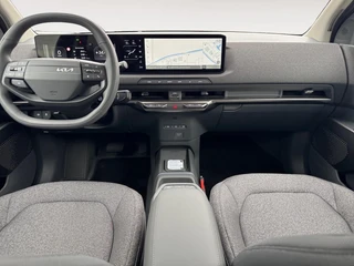 Kia EV2 Plus 42.2 kWh | Navigatie | Climate control | Adaptive cruise control | Stoel + Stuurverwarming | Parkeersensoren voor en achter + parkeercamera achter / 12