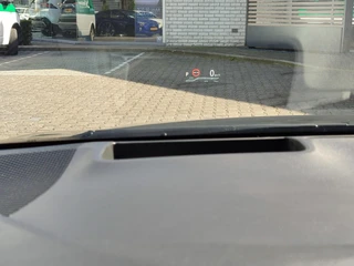 Toyota Corolla Touring Sports 1.8 Hybrid Style TREKHAAK BLIND SPOT STOEL/STUURVERW PARK-SENSOREN HEAD-UP EL-ACHTERKLEP APPLE/ANDROID 16'' LM-VELGEN AD-CRUISE CLIMA / 12