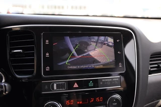 Mitsubishi Outlander 2.4 PHEV Pure+|Camera|Trekhaak|PDC| / 9