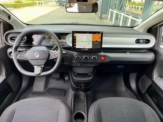 Renault Twingo Urban Range 80pk Techno 27.5 kWh  | 18inch velgen | V2G | Navigatie | Climate Control | Keyless | Achteruitrijcamera | Adaptive Cruise Control (ACC) | Apple CarPlay/Android Auto / 2