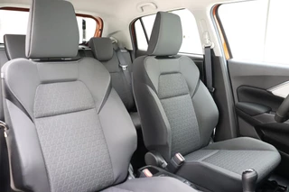 Suzuki Swift 1.2 Style Smart Hybrid / 11