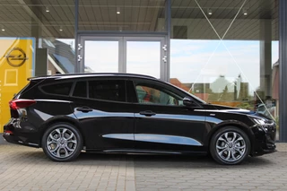 Ford Focus Wagon 1.0 EcoBoost Hybrid ST Line X  | Trekhaak | BLIS | Winterpack | Adaptive cruise / 2