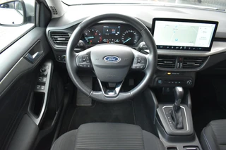 Ford Focus Wagon 1.0 EcoBoost Hybrid Titanium / 9