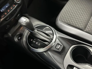 Nissan Juke 1.6 Hybrid Business Design TREKHAAK CARPLAY NAVI ECC 31000 KM. / 37