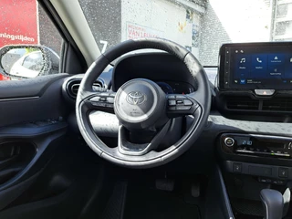 Toyota Yaris 1.5 Hybrid 115 DYNAMIC STOEL/STUURVERW BLIND SPOT PARK-SENSOREN NAVI 16'' LM-VELGEN KEYLESS CAMERA APPLE/ANDROID AD-CRUISE CLIMA LED / 11