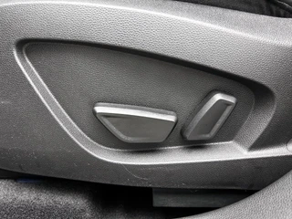 Renault Captur 1.6 E-Tech full hybrid 145 esprit Alpine | Camera | Adaptive Cruise | Stoel-/Stuurverwarming | Navi | / 24