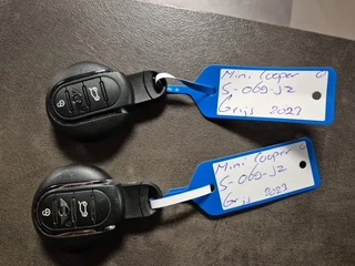 MINI Cooper 1.5 Cooper Camden Edition 5- Deurs, Navi, Cruise, Carplay, ALL IN prijs! / 29