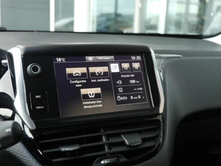 Peugeot 2008 1.2 110PK PureTech Allure | Apple Carplay | Navigatie | Cruise Control | Parkeersensoren | Camera / 31