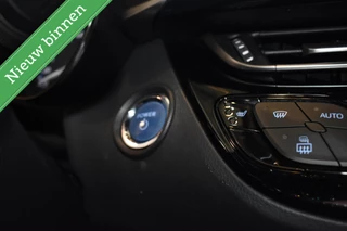 Toyota C-HR 1.8 Hybrid Executive MATRIX/LED/CAMERA/VOL MET OPTIES! / 33