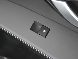 Kia Niro 1.6 GDi Hybrid DynamicLine  - Navigatie - Achteruitrijcamera - Apple & Android Carplay - Climate Control - -Fabrieksgarantie tot 04-2032 / 44