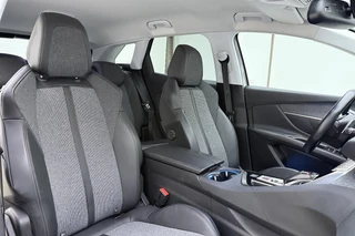 Peugeot 3008 1.6 e-THP Allure Automaat | Trekhaak | Electrische achterklep | Keyless | Lichtmetalen velgen | Dakdragers | Camera / 14