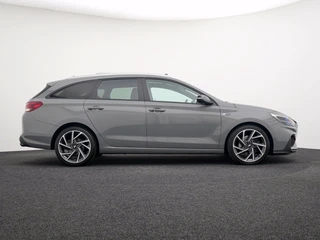 Hyundai i30 Wagon 1.5 T-GDi MHEV N Line Automaat Nardo Grey | Pano | Stoelverwarming / 12
