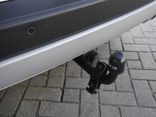 Ford Kuga 2.0 TDCi Titanium | Diesel | Trekhaak | 1900KG trekgewicht | Keyless entry en start | Lichtmetalen velgen | Navigatie | Climate control | Parkeersensoren achter / 37