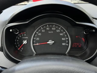 Suzuki Celerio 1.0 Dynamic Bluetooth Scherm, Navigatie, Parkeersensoren, Trekhaak, Centrale Vergrendeling, Elektrische Ramen / 28