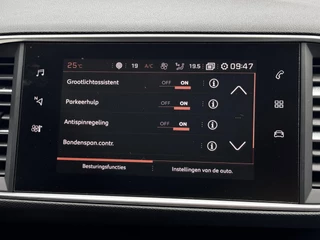 Peugeot 308 SW 1.2 PureTech Blue Lease Executive | Trekhaak | Panoramadak | Distributieriem vervangen | NL-auto / 23