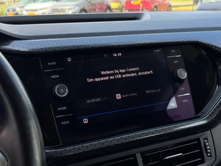 Volkswagen T-Cross 1.0 TSI Style * Virtual Cockpit * Stoelverwarming * Carplay / 8