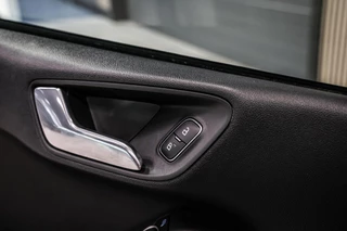 Ford Fiesta 1.5 EcoBoost ST-3 Performance|Recaro|B&O|Carplay|Winterpakket|Camera| / 32