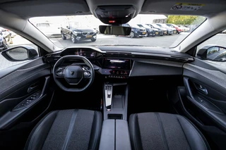 Peugeot 408 1.2 Hybrid 145 e-DCS6 Allure  | 360° Camera | 19" / 32