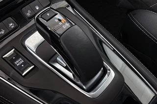 Opel Grandland 1.6 Turbo Plug-In Hybrid 4x4 Ultimate 300 PK Afneembare Trekhaak Stoel-Stuurverwarming / 27