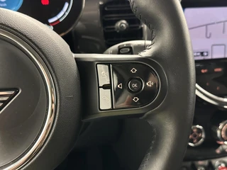 Mini 3-Deurs 1.5 Cooper Business Edition NAVI CARPLAY CRUISE LM 48000 KM. / 23