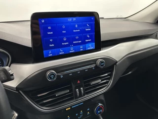 Ford Focus 1.0 EcoBoost Trend Edition Business CAMERA CARPLAY NAVI LM. / 34